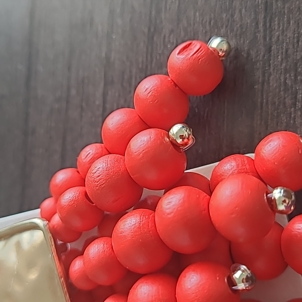 Red bearded earrings - Picture 6 of 8
